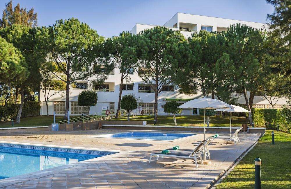 The Patio Suite Hotel Albufeira Bagian luar foto