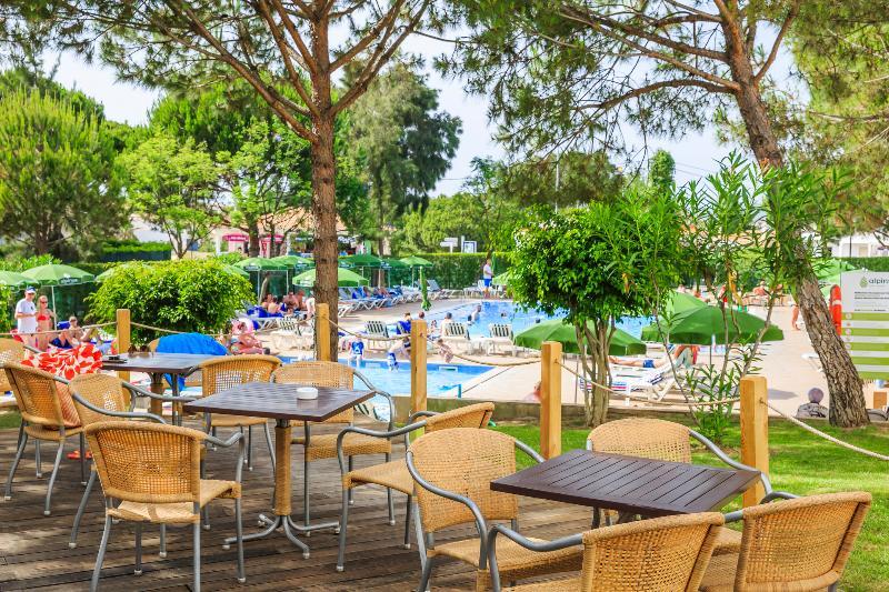 The Patio Suite Hotel Albufeira Bagian luar foto